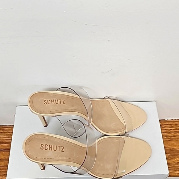 SCHUTZ ARIELLA VINYL AND LEATHER SANDAL. - Picture 3 of 9